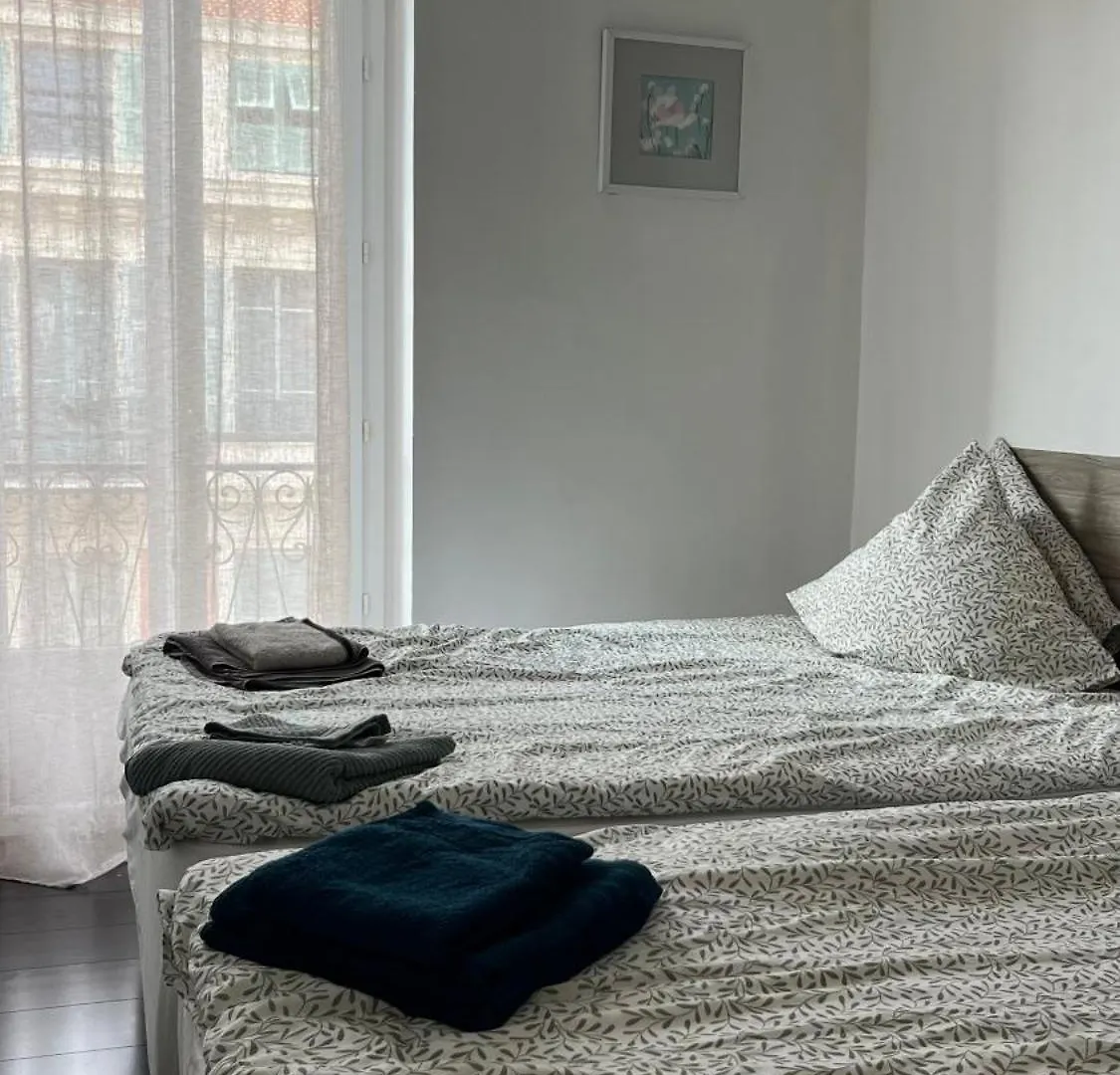 Two Bedroom Apartment Near Old Town Nice Francie